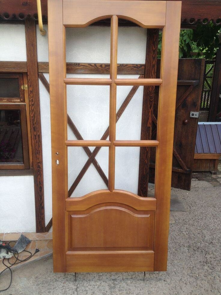 Porte en bois massif
