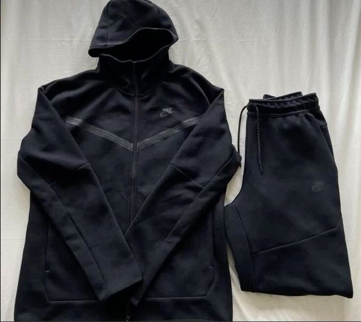 Nike tech fleece