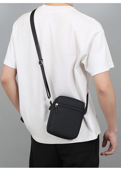 Sac banane noir pour homme