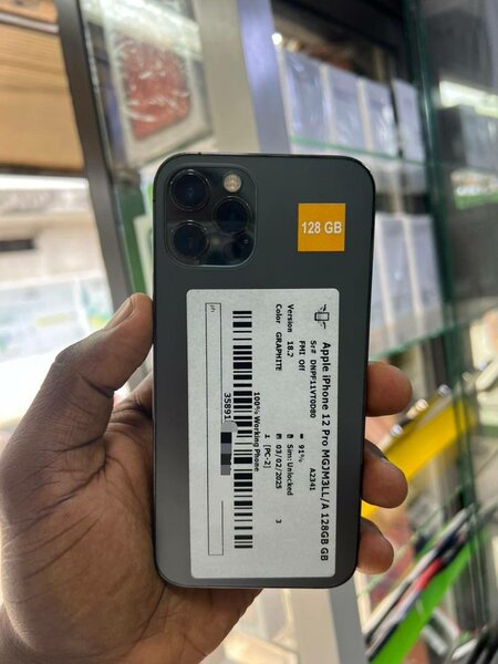 IPHONE 12 PRO 128GIGA Casi Neuf