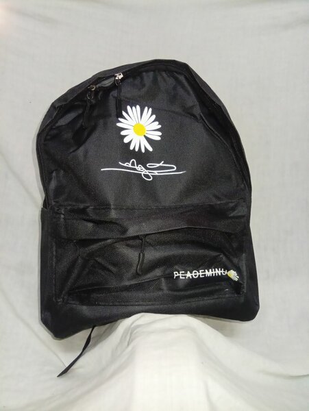 Sac à dos tendance motif marguerite