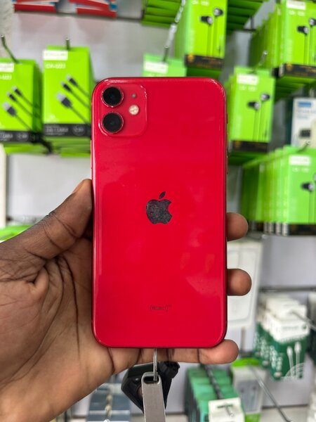 IPHONE 11 QUASI NEUF