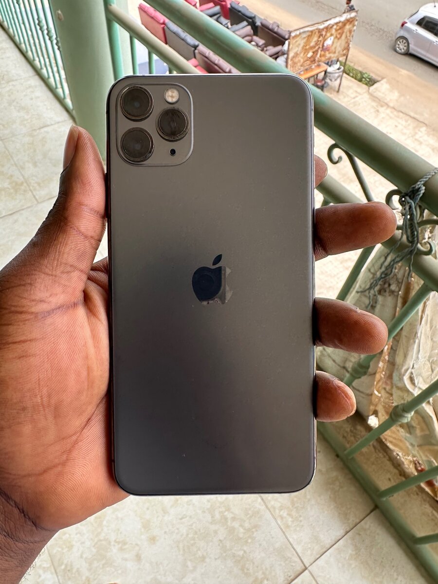 iPhone 11 Pro Max 64gig