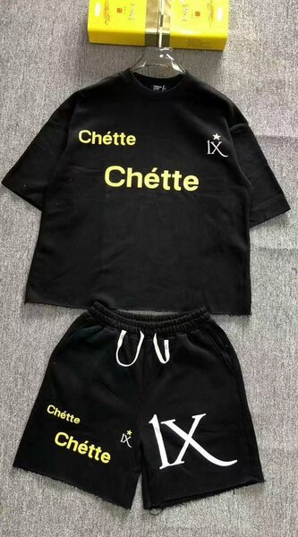 Ensemble T-shirt et Short