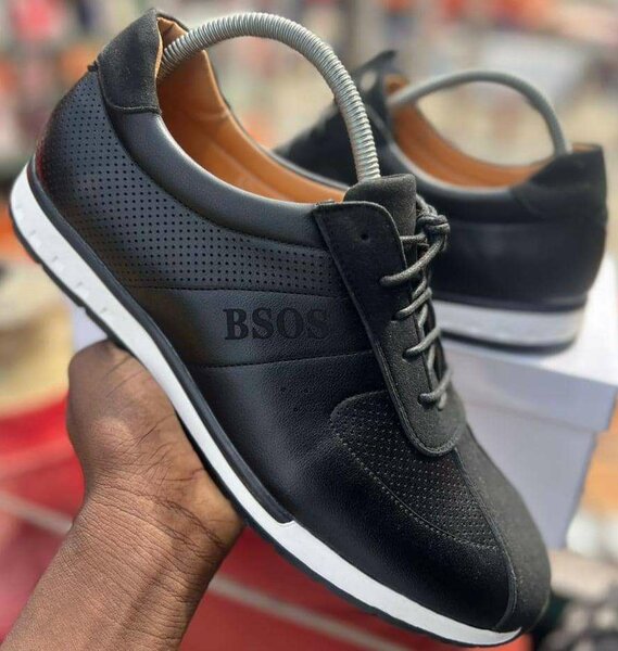 Baskets en cuir élégantes hommes