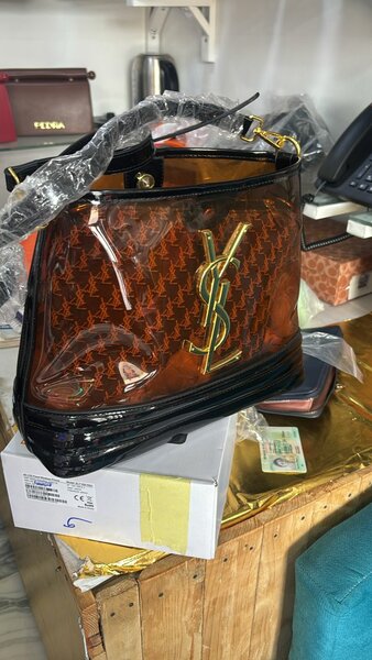 Sac à main transparent élégant