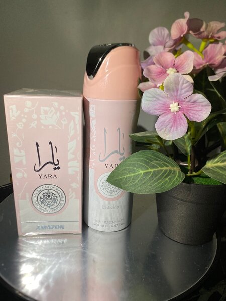 Parfum Yara blanc et rose
