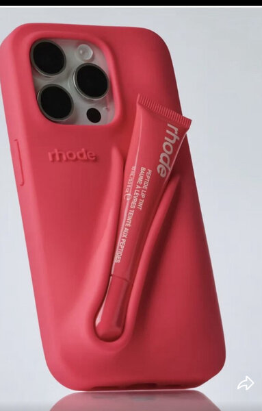 Coque iPhone avec baume à lèvres