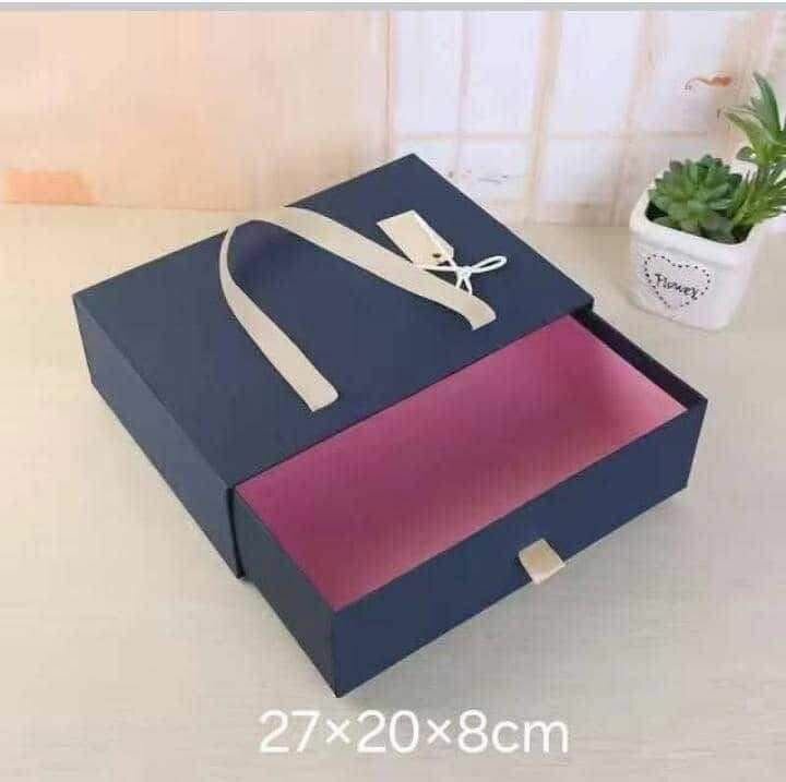 Boîtes Cadeau Éléganes Décorées