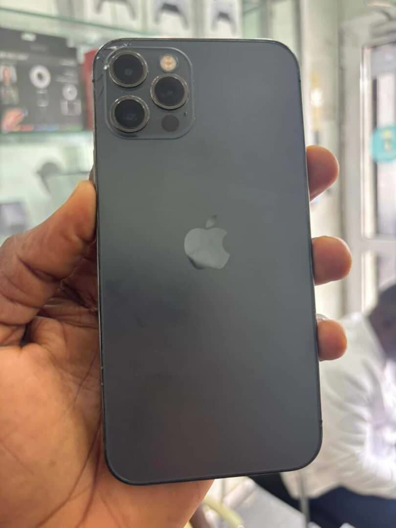 Terno infini  iphone disponible a bon prix