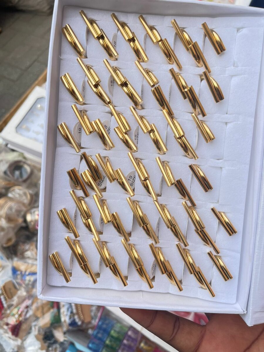 rings available. 15 cedis each