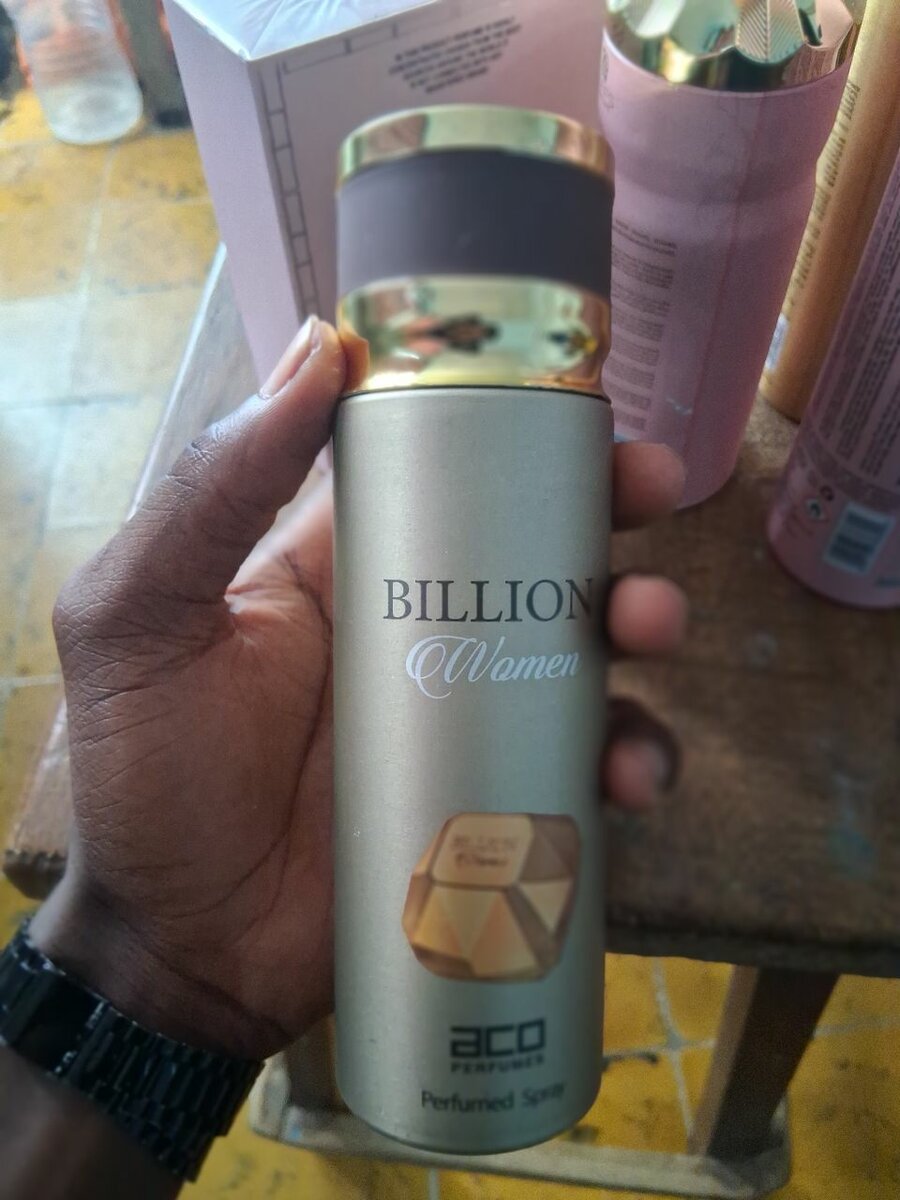 Aérosol parfumé pour femme