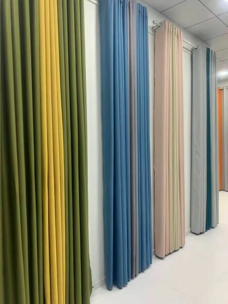 Rideaux colorés occultants