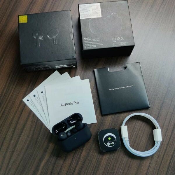 AirPods Pro 2nd gen black