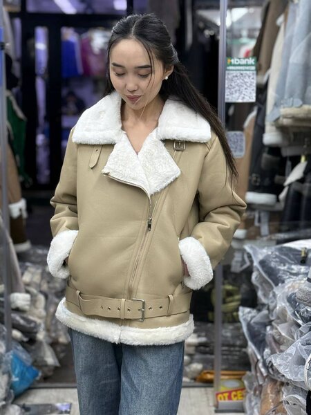 Дубленка размер М стандарт до 42-44-46 сядет