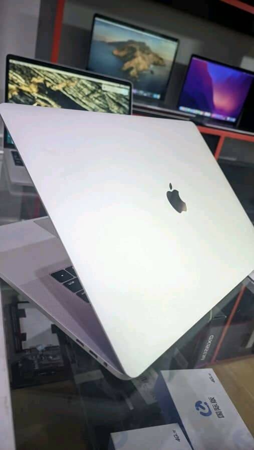 Apple MacBook Air - Ordinateur portable