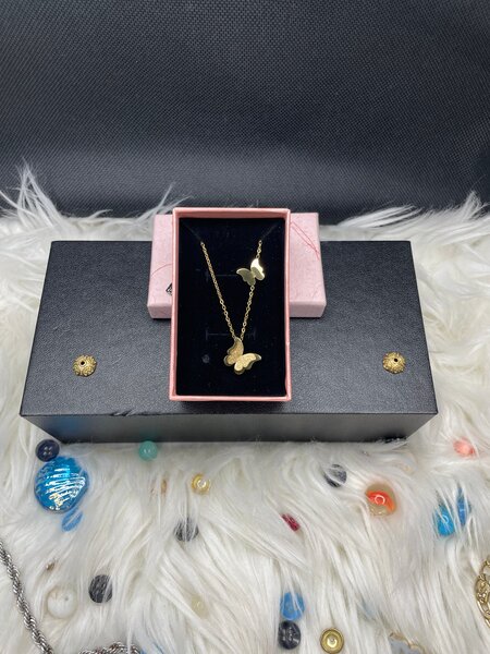 Chaîne Papillon Doré Élégant