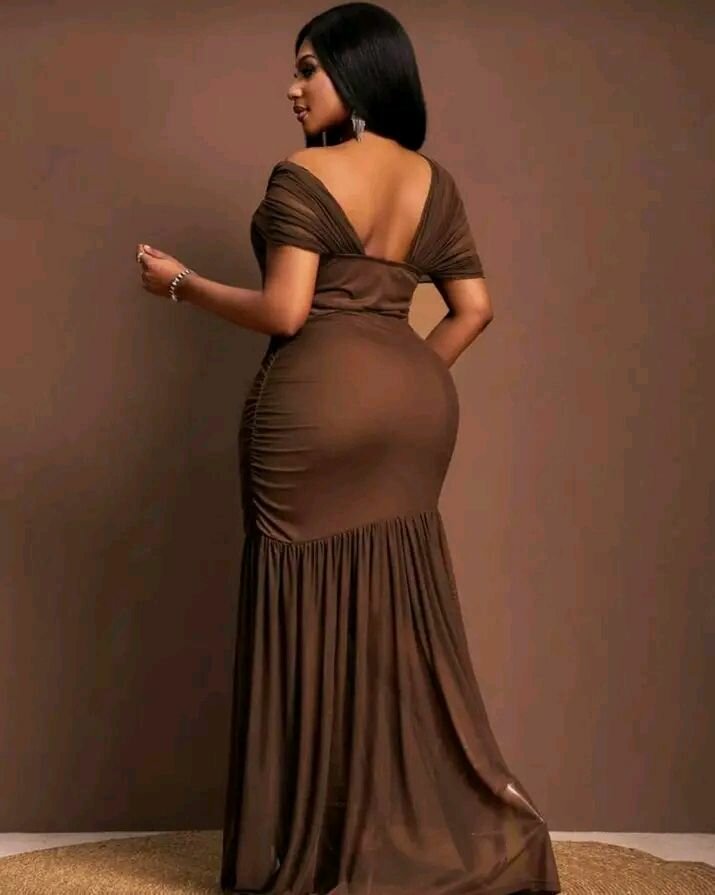 Robe longue marron élégante pour femmes