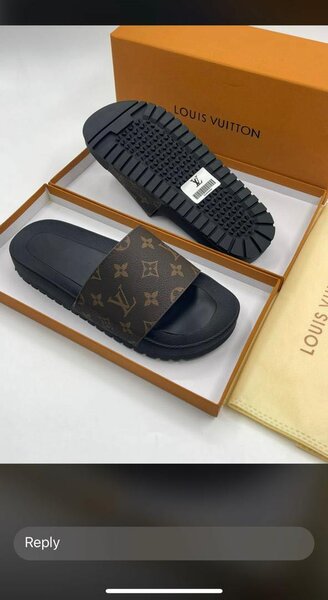 Gucci slides