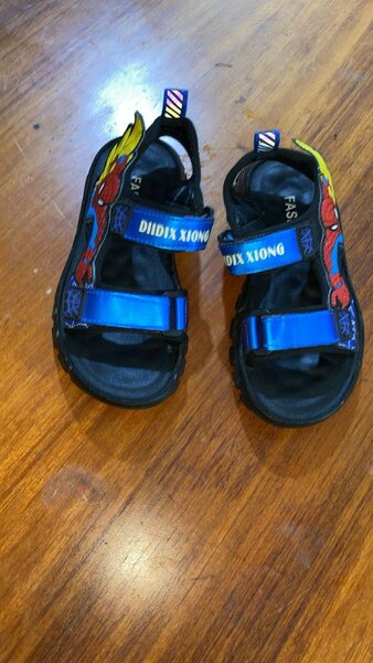 Sandales enfant Spiderman