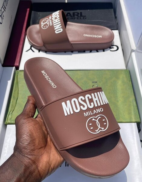 Sandales de marque tendance