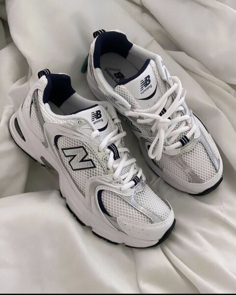 Chaussures de sport blanches