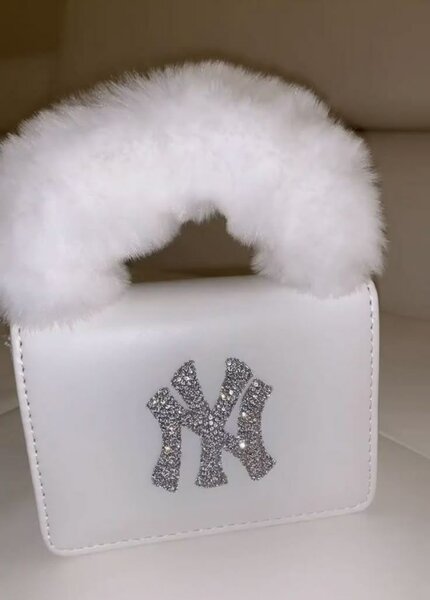 Sacs à main élégants en fourrure