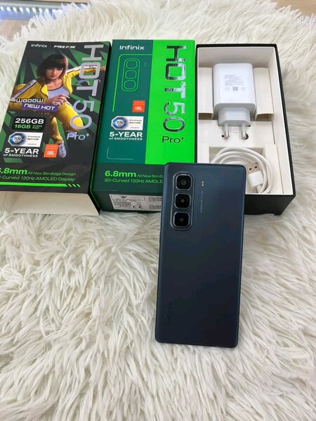 Téléphone Infinix Hot 50 Pro+ 256Go
