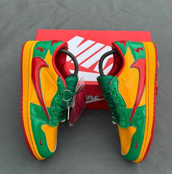 Baskets Nike Colorées