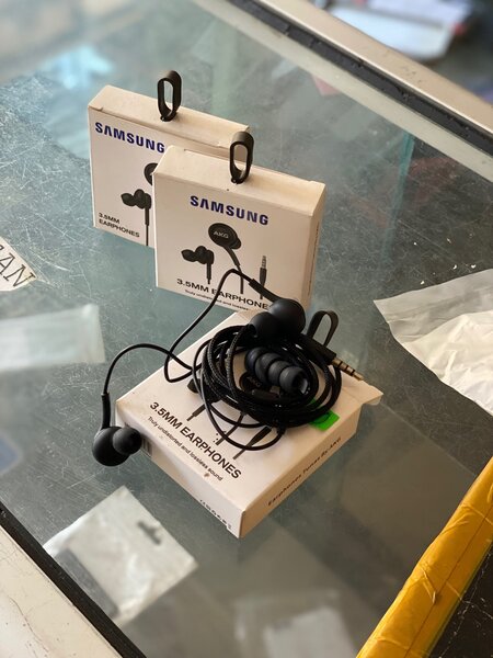 Samsung AKG Headsets
