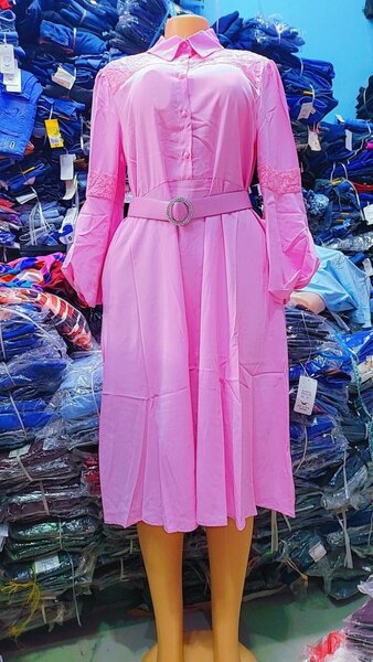 Robe Élégante à Pois