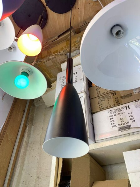 Hanging light or pending light