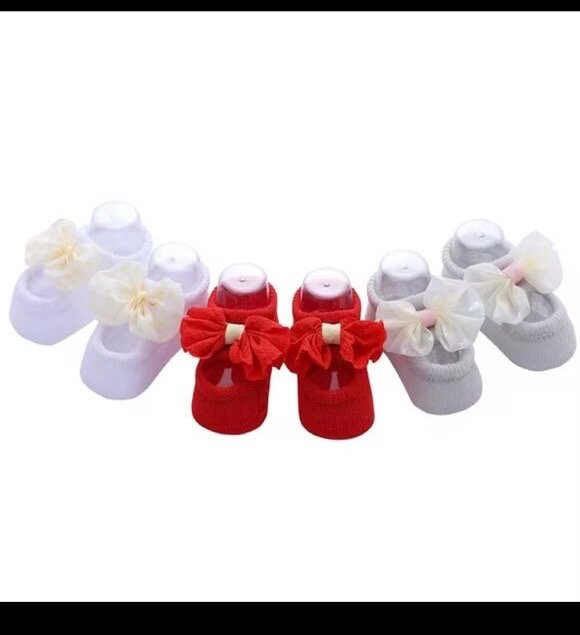 Chaussons Bébé avec Nœud Papillon