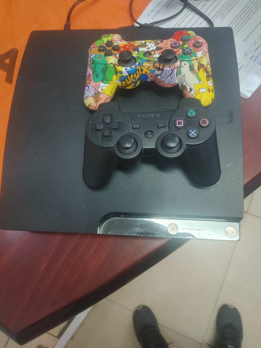 Console PS3 avec Manettes