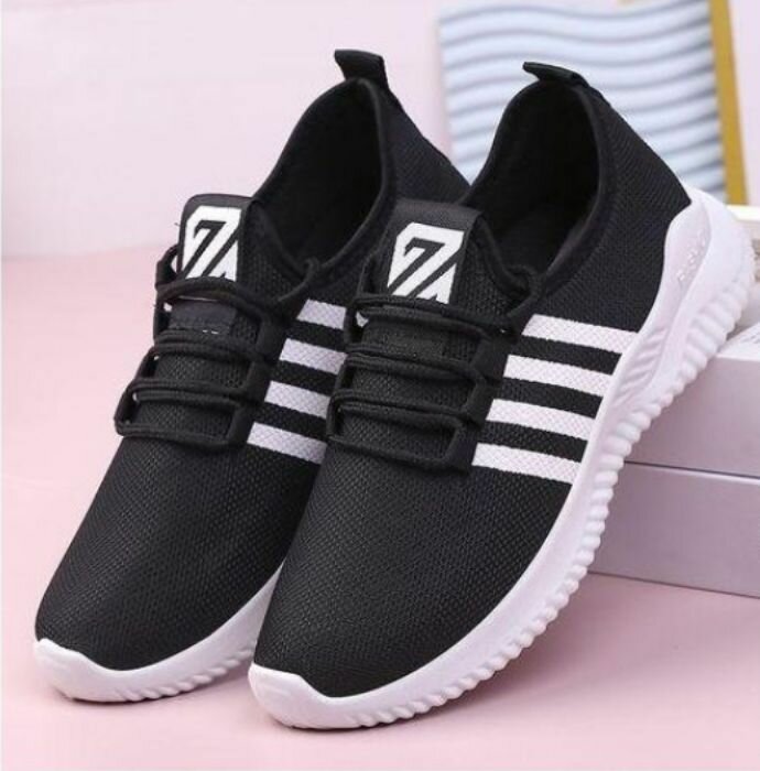 Baskets de course noires