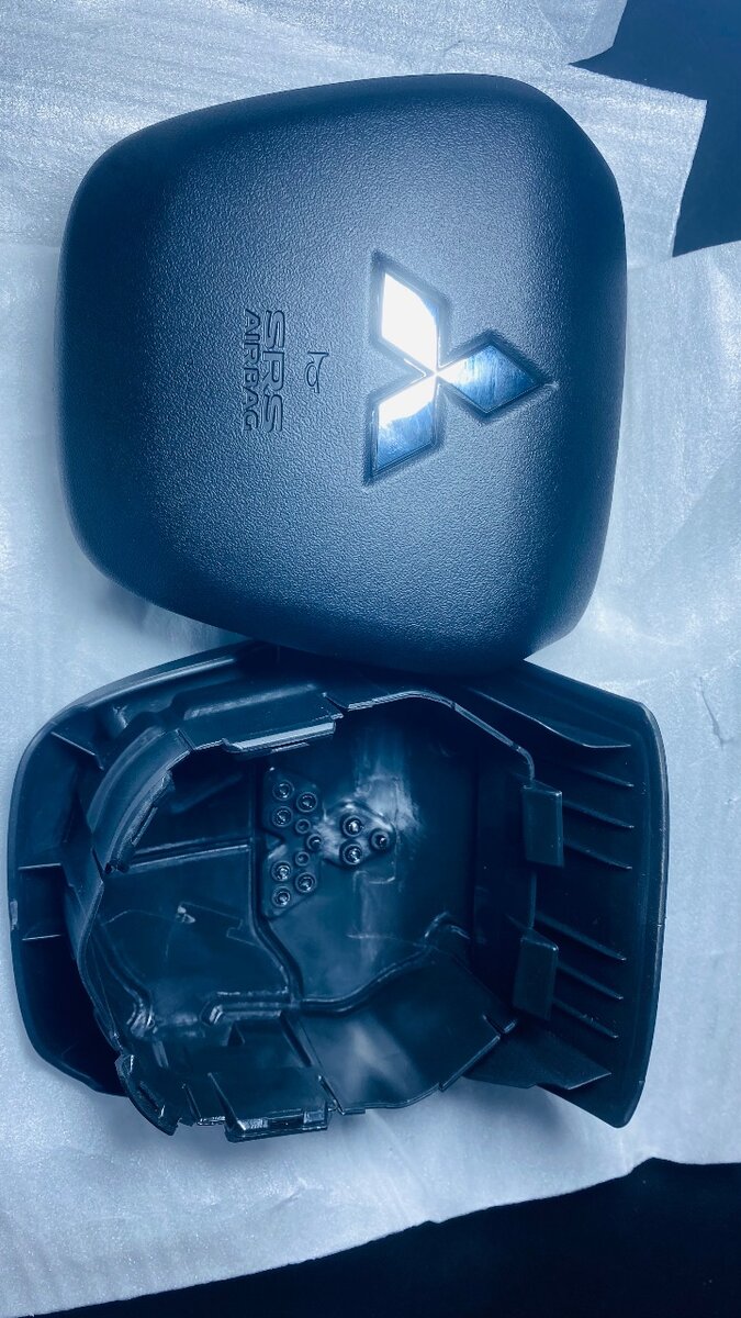 mitsubishi outlander 2023 Airbag Covers