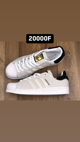 Adidas superstar