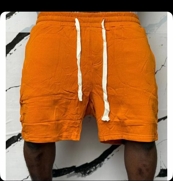 Shorts colorés pour hommes