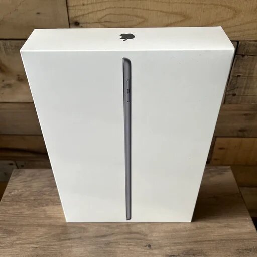 New Apple iPad 10.2 (2021) 64GB Silver