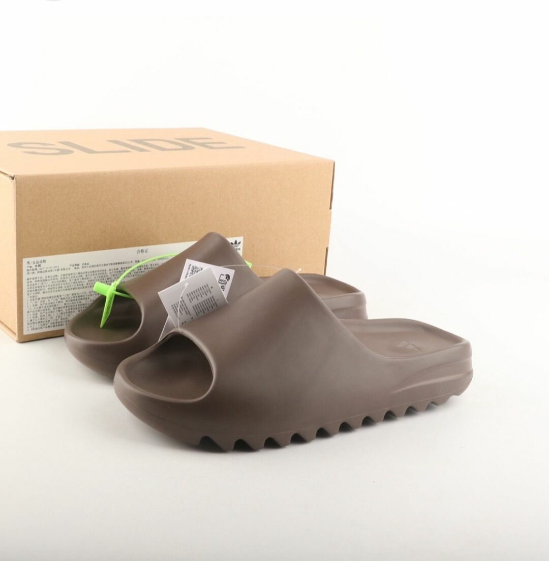 Adidas Yeezy Slides