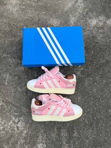 Chaussures Adidas rose