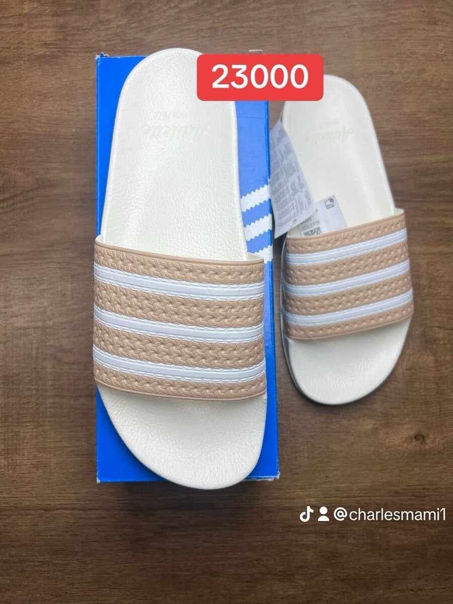 Tongs Adidas Classiques