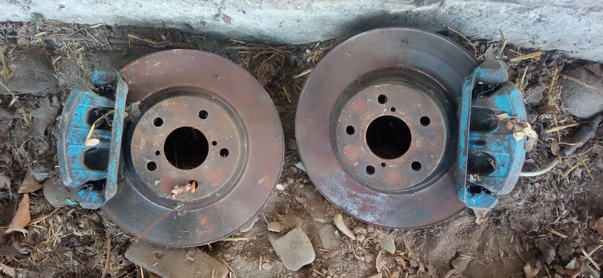 Тормозные диски и суппорта