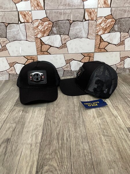 Casquettes Trucker Noires