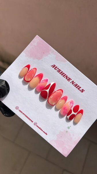 Faux ongles rouges et roses AUSHINE NAILS