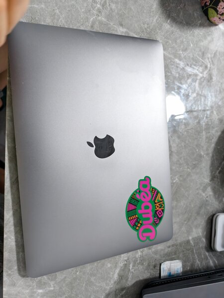 MacBook Pro 笔记本电脑