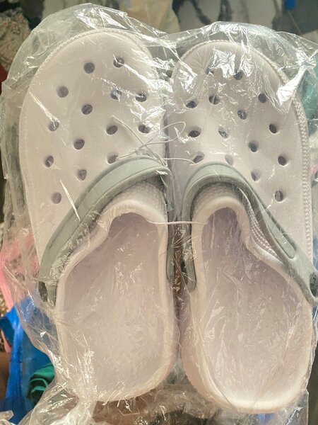Hospital crocs
