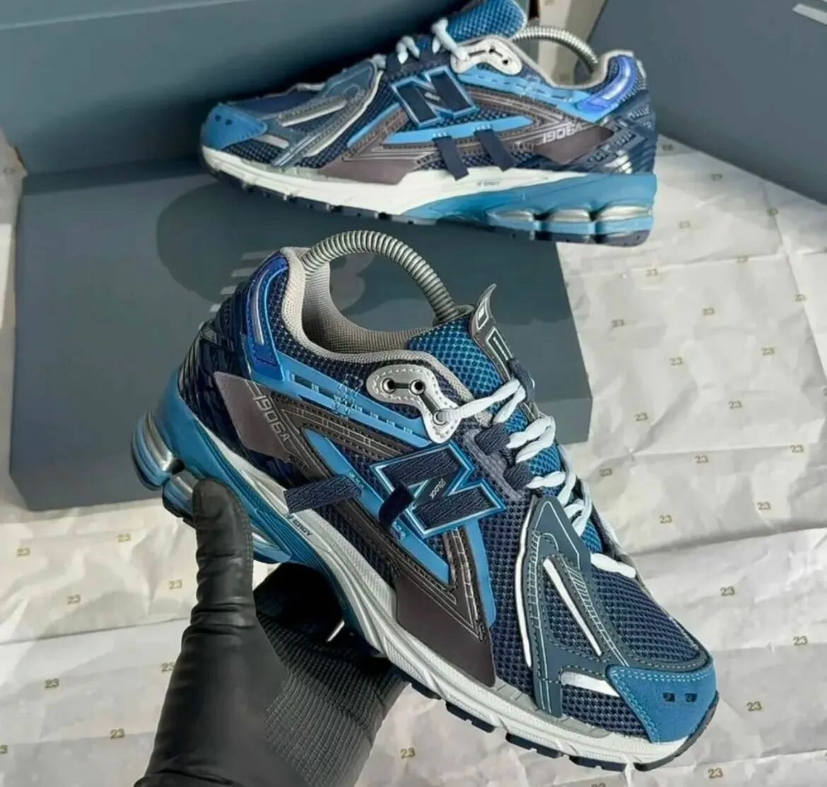 Chaussures New Balance 9060 pour homme