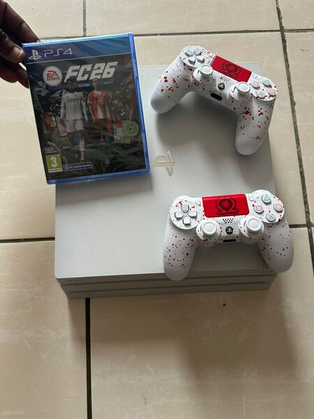 Pack PS4 Pro + FIFA 23