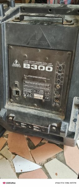 Haut-parleur Behringer B300